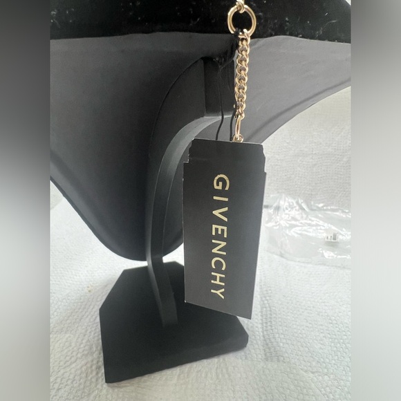 GIVENCHY COLLAR NECKLACE - Picture 14 of 15